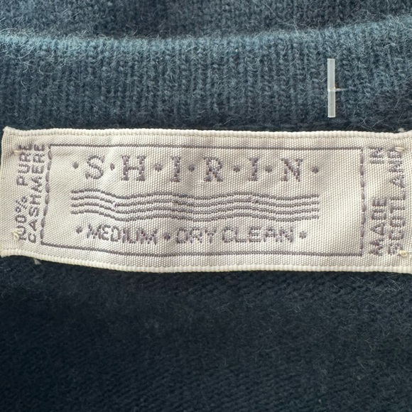 Shirin Women’s 100% Cashmere Split Hem Long Sleeve Sweater Size Medium - Picture 4 of 4